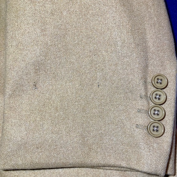 Men’s Tahari over coat, size 52R. Good condition. - Picture 9 of 9